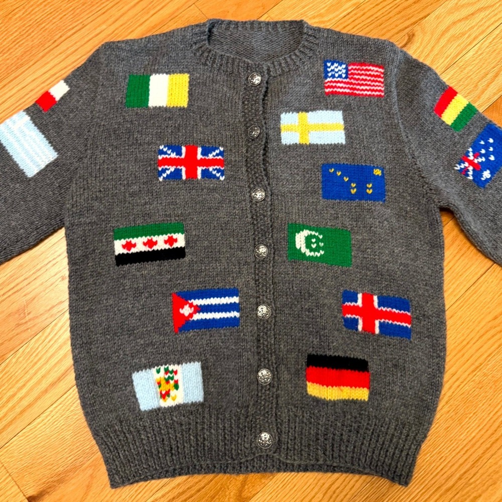 Vintage Handmade Flags of the World Knit Cardigan Gray Wool Sweater - Picture 4 of 4